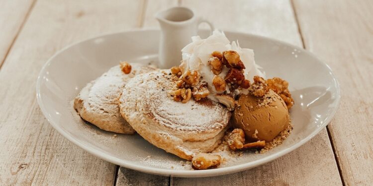 Transform Your Diet: Embracing Simple Vegan Lifestyle Habits